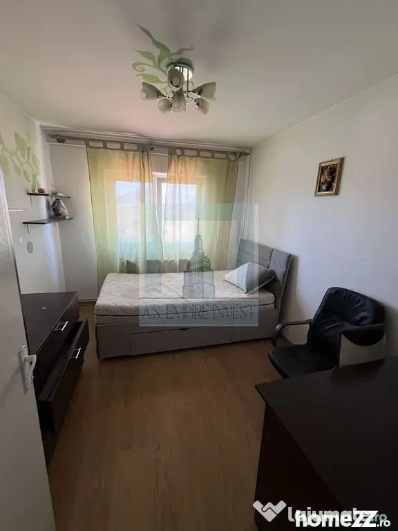 De vânzare apartament 3 camere/ Ghimbav - Ghimbav (Brasov)