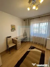 De vânzare apartament 3 camere/ Ghimbav