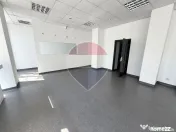 INCHIRIERE Spatiu comercial in zona Mosilor