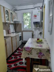 Apartament 2 camere, 45 mp, Micro 40 – Etaj 3/4, centrală termică, balcon