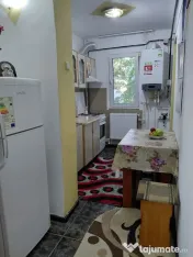 Apartament 2 camere, 45 mp, Micro 40 – Etaj 3/4, centrală termică, balcon