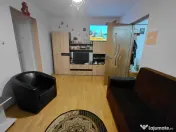 Apartament 2 camere, 45 mp, Micro 40 – Etaj 3/4, centrală termică, balcon