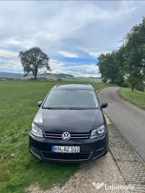 Vând Volkswagen Sharan, 7 locuri, fabricat în 04.2014,