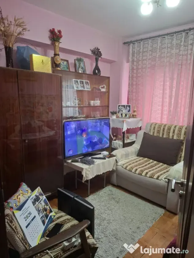 Apartament 3 camere Unirii 12