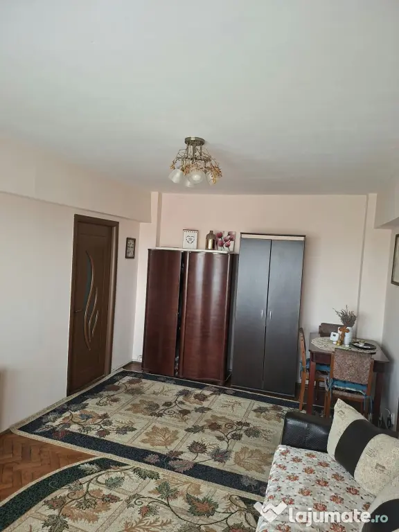 Apartament 3 camere Unirii 12