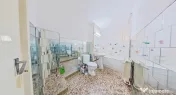 Apartament spatios cu 3 camere de vanzare - Aurel Vlaicu, Ar 