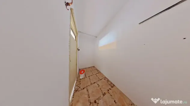 Apartament spatios cu 3 camere de vanzare - Aurel Vlaicu, Ar - Arad (Arad)