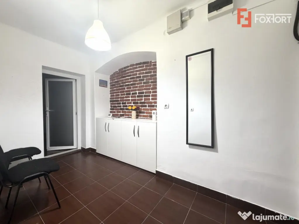 Apartament cu 2 camere + 47 mp teren in proprietate in Centr - Timisoara (Timis)