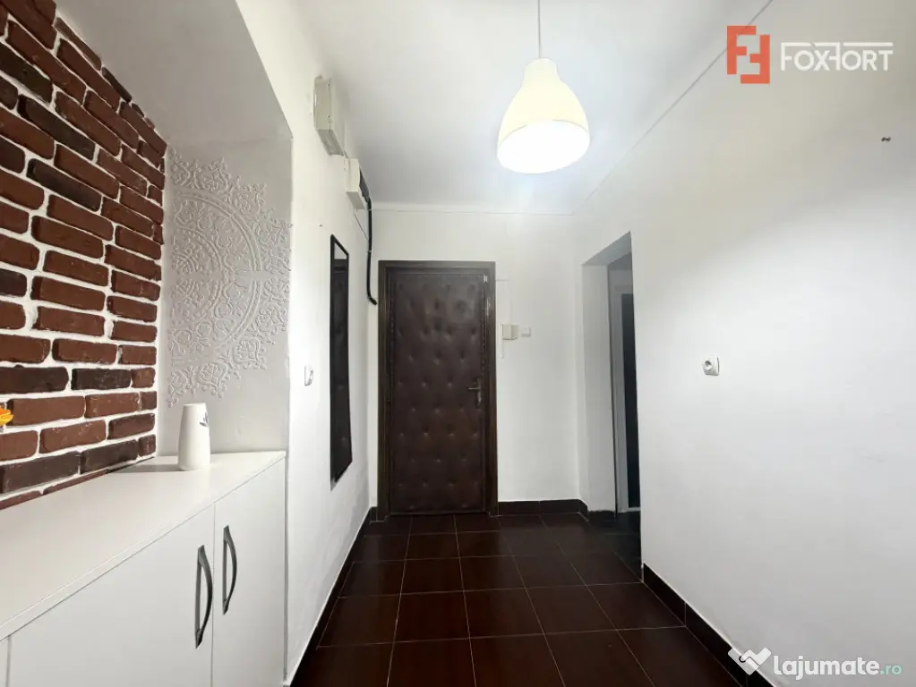 Apartament cu 2 camere + 47 mp teren in proprietate in Centr - Timisoara (Timis)