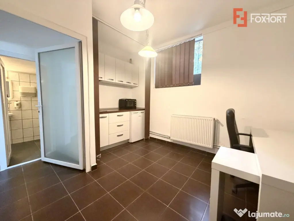 Apartament cu 2 camere + 47 mp teren in proprietate in Centr - Timisoara (Timis)