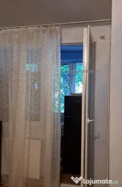 Garsoniera Metrou Aparatorii Patriei etaj 2 din 9