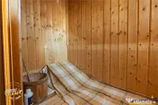 Casa familiala cu: teren 2.822 mp intravilan, sauna, atelie 
