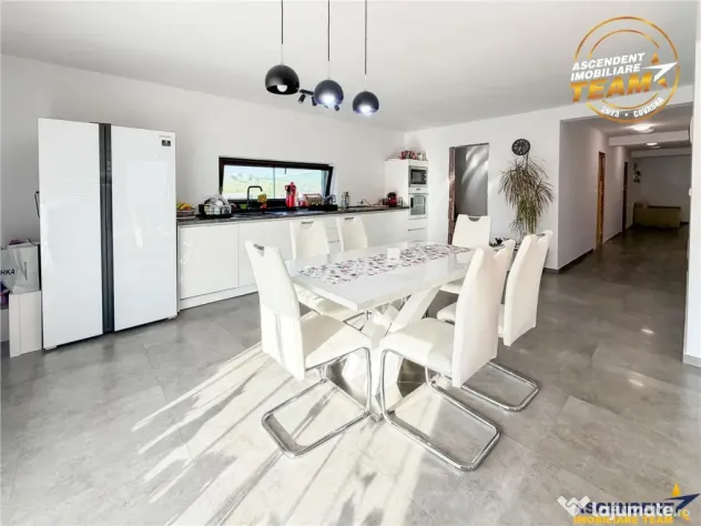Casa noua, spatioasa, panorama superba, Benedek Mezo, Sfantu - Sfantu Gheorghe (Covasna)