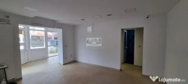 Spațiu Comercial Stradal de 100 mp/E85 - Adjud (Vrancea)