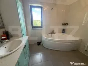 Camera de inchiriat, la casa in Badon 