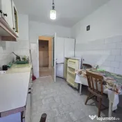 Două camere decomandate, 57 mp, două balcoane și boxă ?? 
