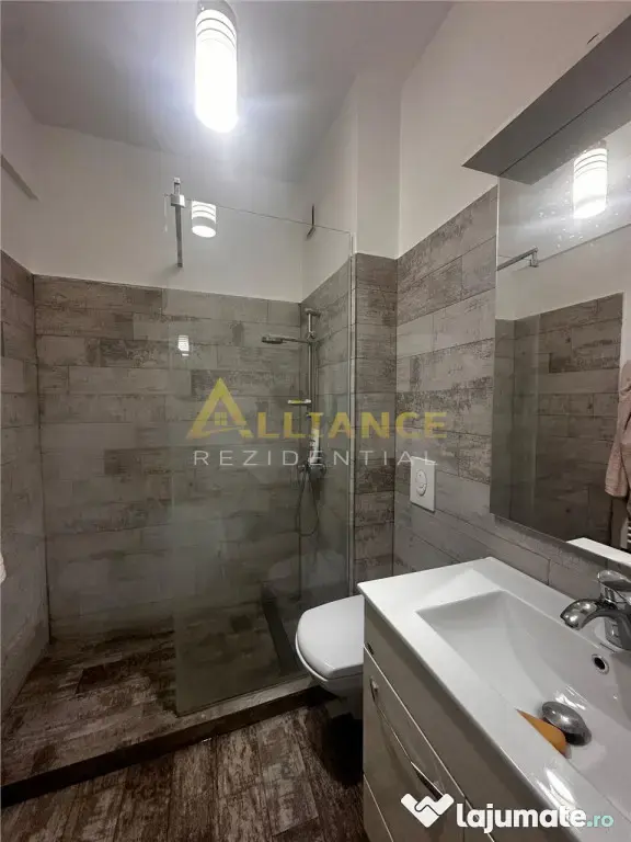 închiriez apartament