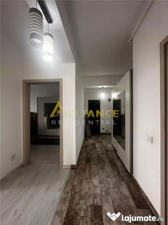 închiriez apartament