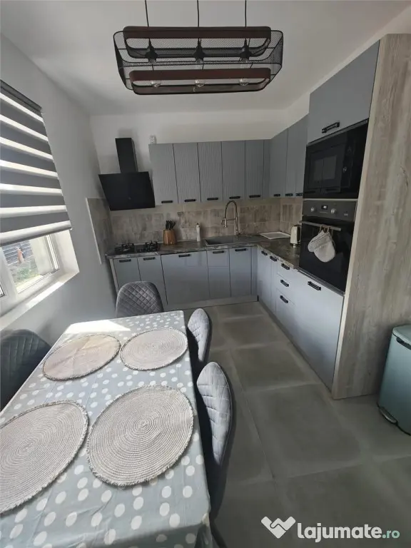 Duplex mobilat utilat - bucatarie inchisa - teren 400 mp - Mosnita Noua (Timis)