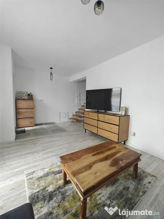 Duplex mobilat utilat - bucatarie inchisa - teren 400 mp - Mosnita Noua (Timis)