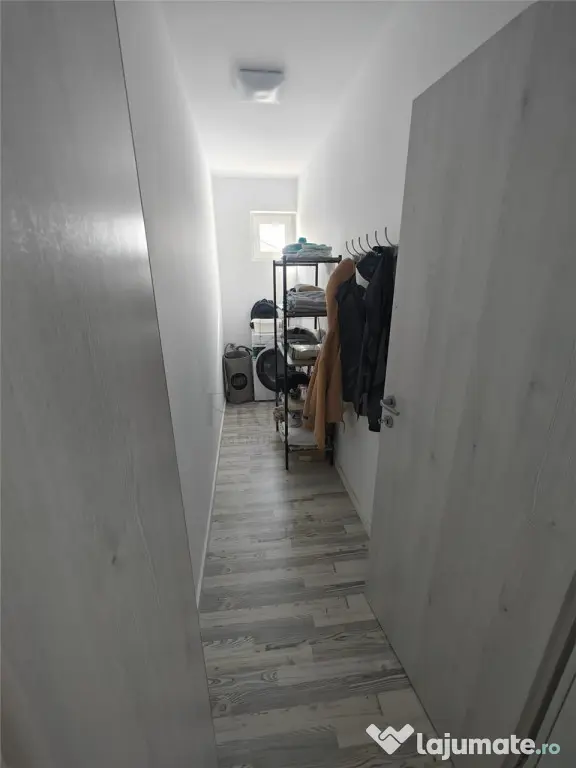 Duplex mobilat utilat - bucatarie inchisa - teren 400 mp - Mosnita Noua (Timis)