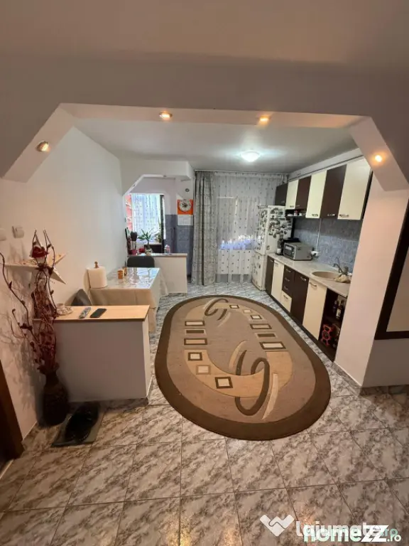 Apartament decomandat ,3 camere, 1Mai - Craiova (Dolj)