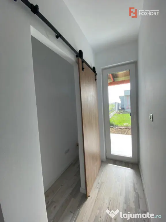 Duplex finalizat cu etaj, 3 camere, Mosnita Veche - Mosnita Veche (Timis)