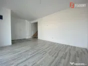 Duplex finalizat cu etaj, 3 camere, Mosnita Veche 