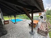 Cabana cu piscina - Lacul Surduc