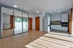 Garsoniera cu curte individuala in Poseidon Residence