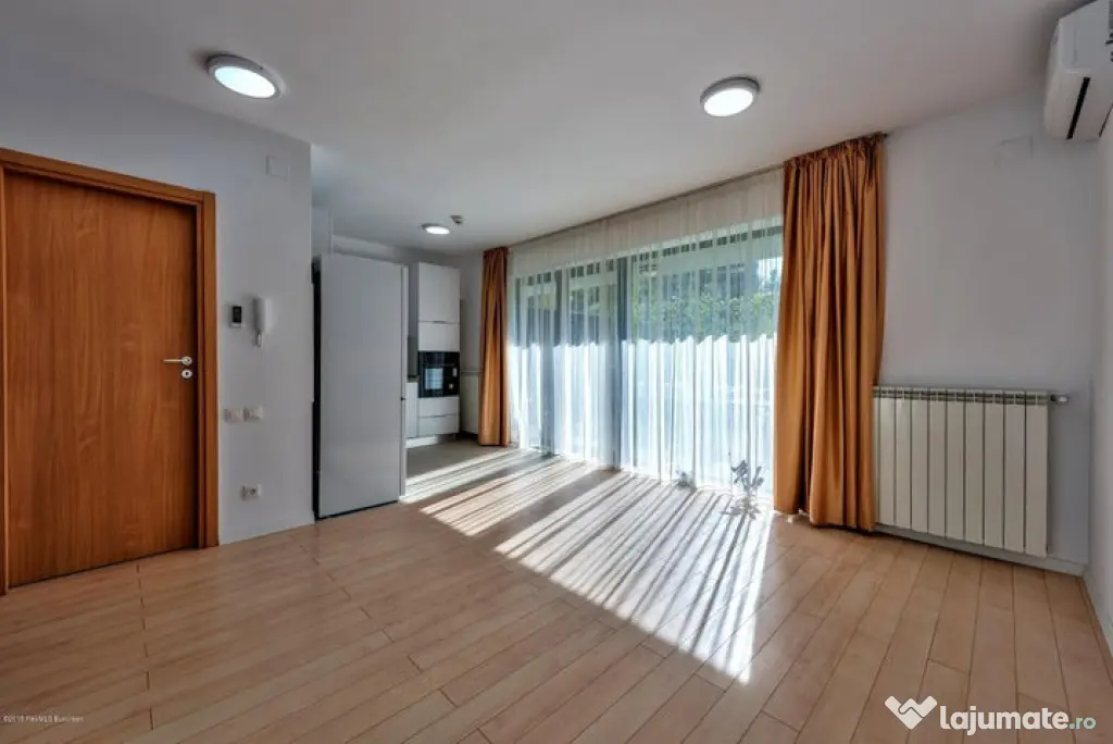 Garsoniera cu curte individuala in Poseidon Residence - Bucuresti (Bucuresti-Ilfov)