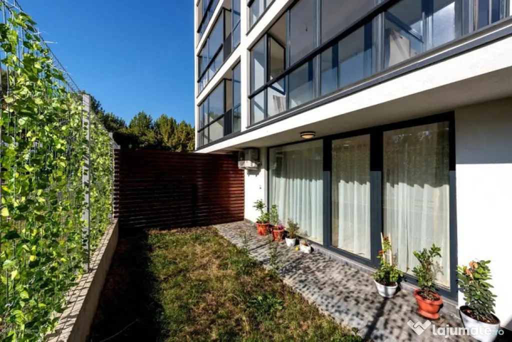 Garsoniera cu curte individuala in Poseidon Residence - Bucuresti (Bucuresti-Ilfov)
