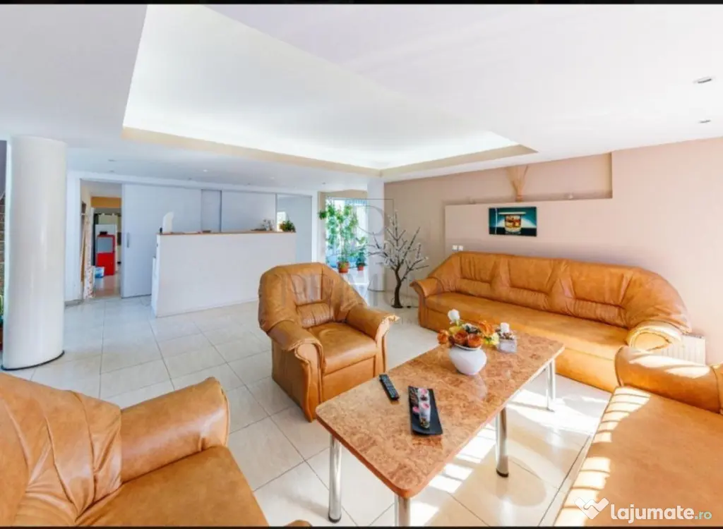 Proprietate 450 mp | Teren 1.000 mp | 7 camere | Piscina | I - Timisoara (Timis)