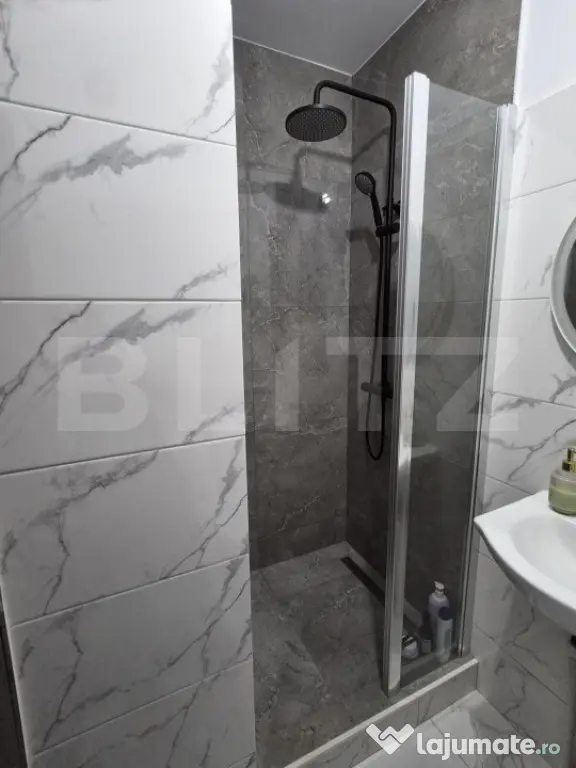 Garsoniera renovata complet zona Viaduct - Galati (Galati)