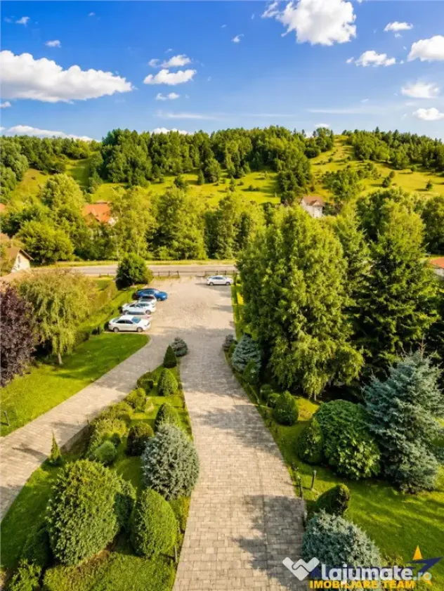 Resort montan cu: restaurant, wellness, 4.300mp teren, 5 min - Brasov (Brasov)