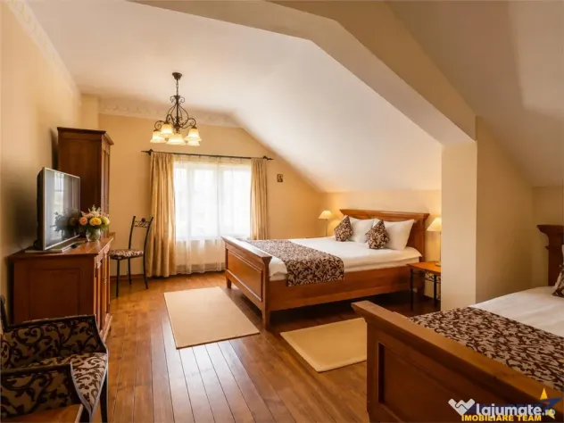 Resort montan cu: restaurant, wellness, 4.300mp teren, 5 min - Brasov (Brasov)
