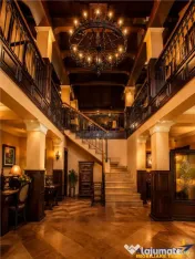 Resort montan cu: restaurant, wellness, 4.300mp teren, 5 min 