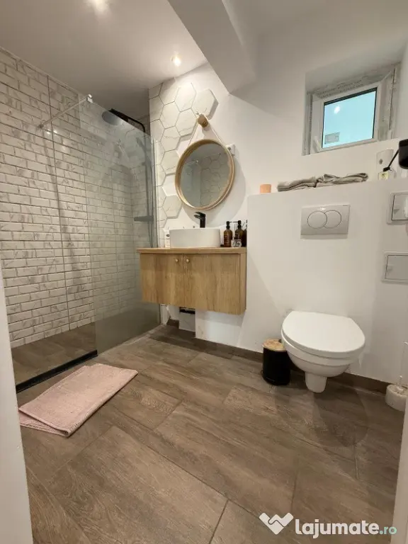 Apartament 3 camere 94 mp str Valeni Central Ploiești - Ploiesti (Prahova)