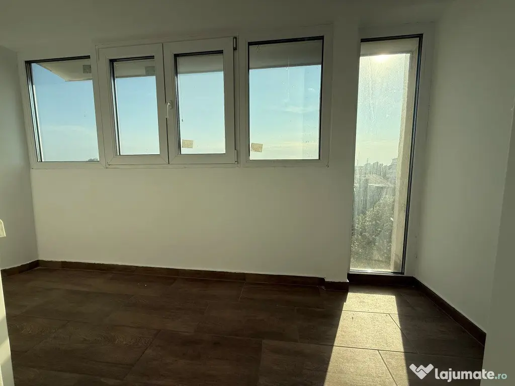 Apartament 3 camere 94 mp str Valeni Central Ploiești - Ploiesti (Prahova)