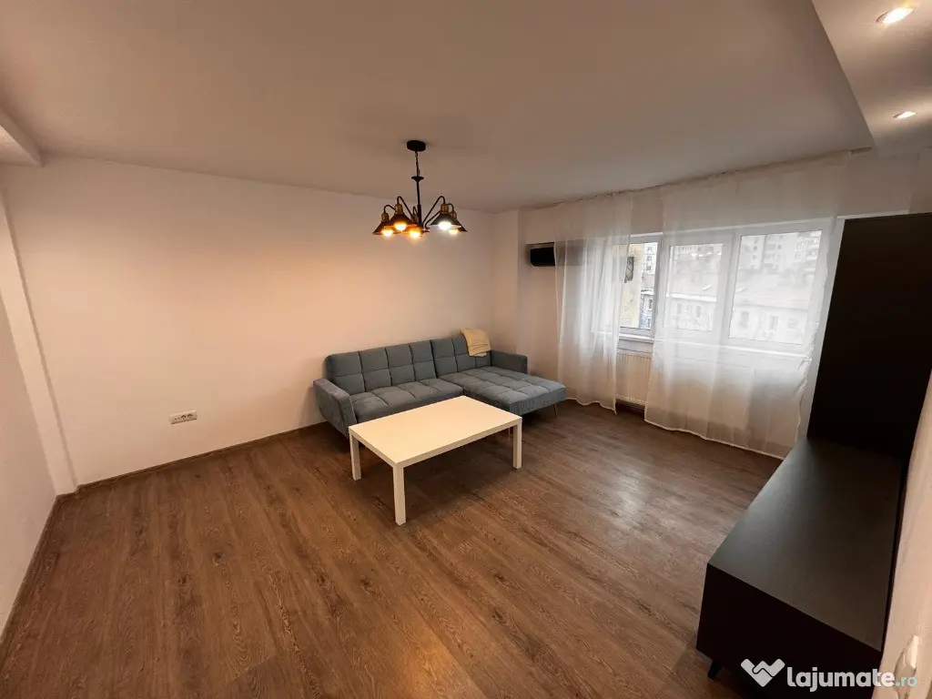 Apartament 3 camere 94 mp str Valeni Central Ploiești - Ploiesti (Prahova)