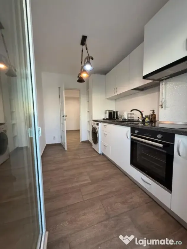 Apartament 3 camere 94 mp str Valeni Central Ploiești - Ploiesti (Prahova)