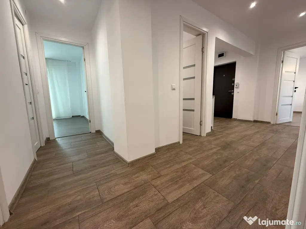 Apartament 3 camere 94 mp str Valeni Central Ploiești - Ploiesti (Prahova)