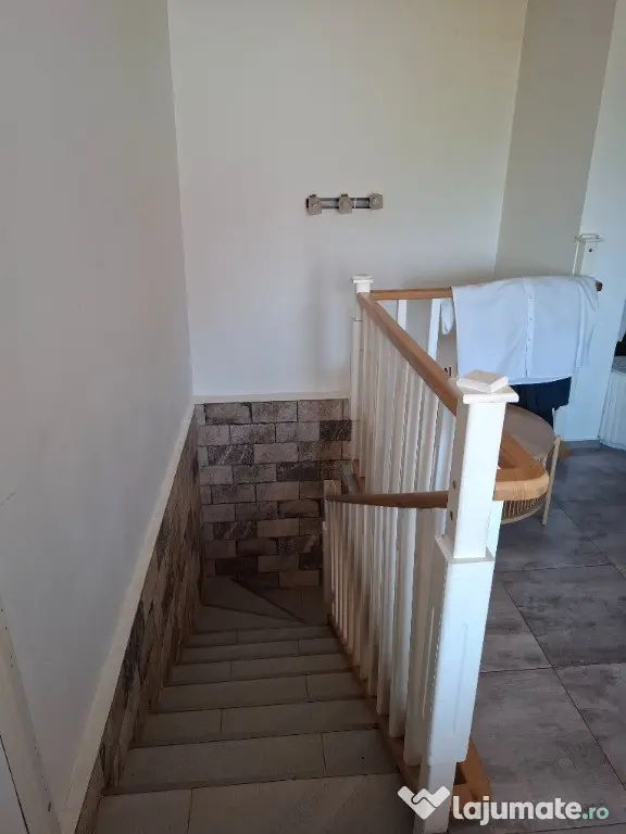 Vand casa impecabila - Orastie (Hunedoara)
