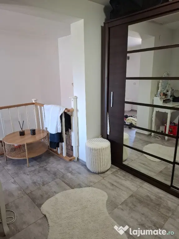Vand casa impecabila - Orastie (Hunedoara)