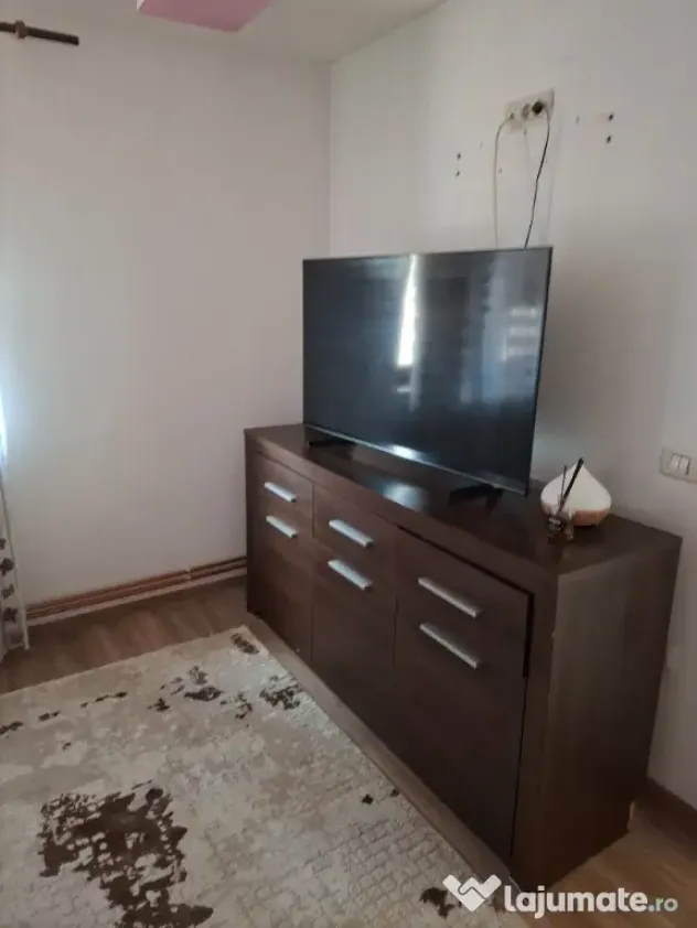 Vand casa impecabila - Orastie (Hunedoara)