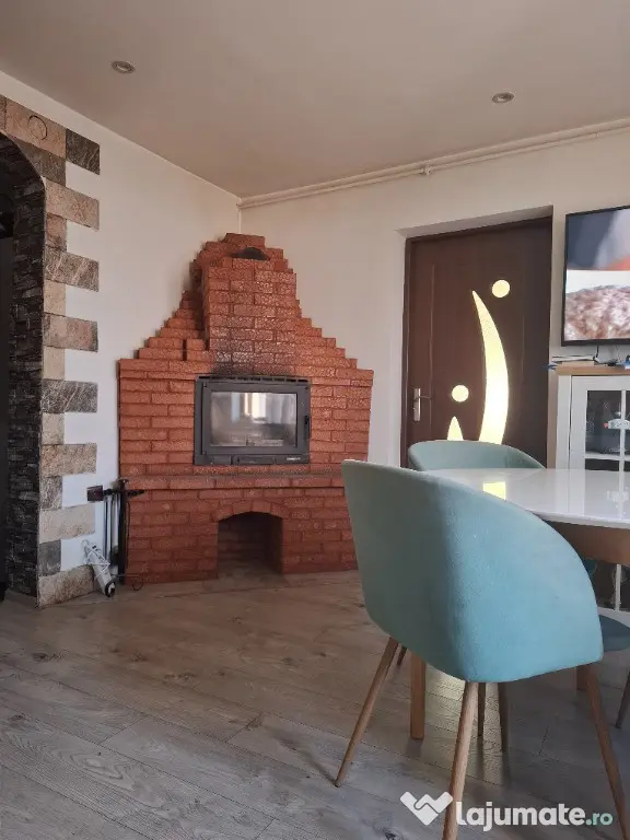 Vand casa impecabila - Orastie (Hunedoara)