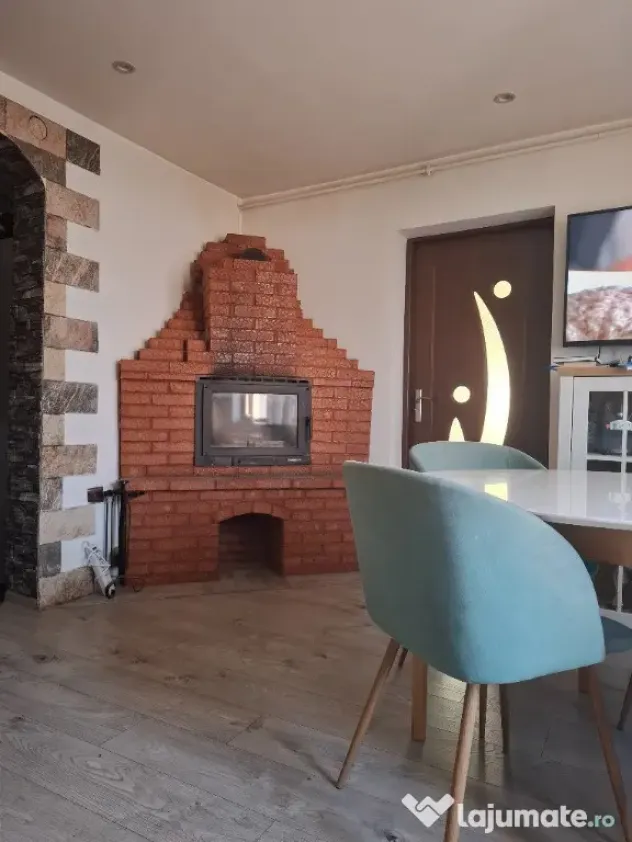 Vand casa impecabila - Orastie (Hunedoara)