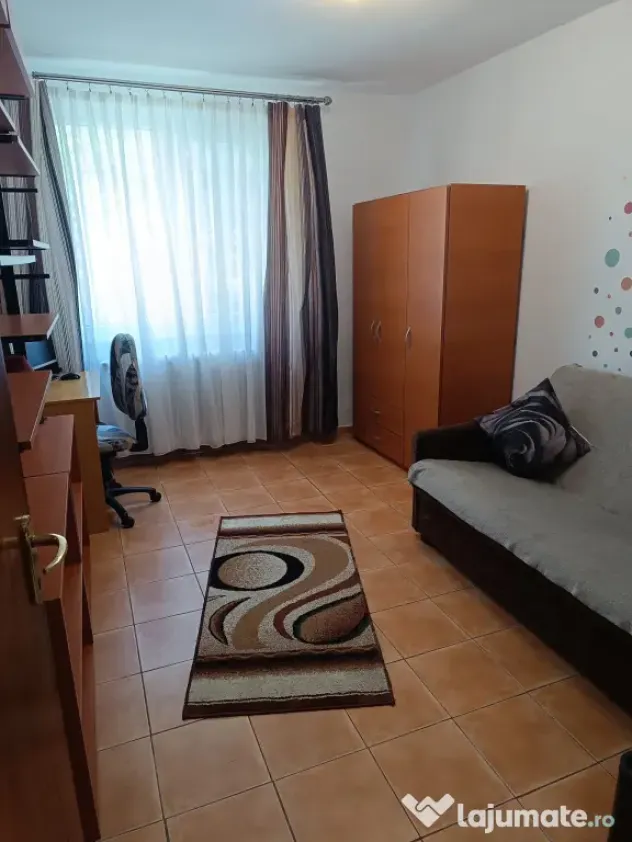Inchiriez Ap 3 Cam Kaufland-Obor langa Bis Sf Dtru Renovat Mobilat Utilat