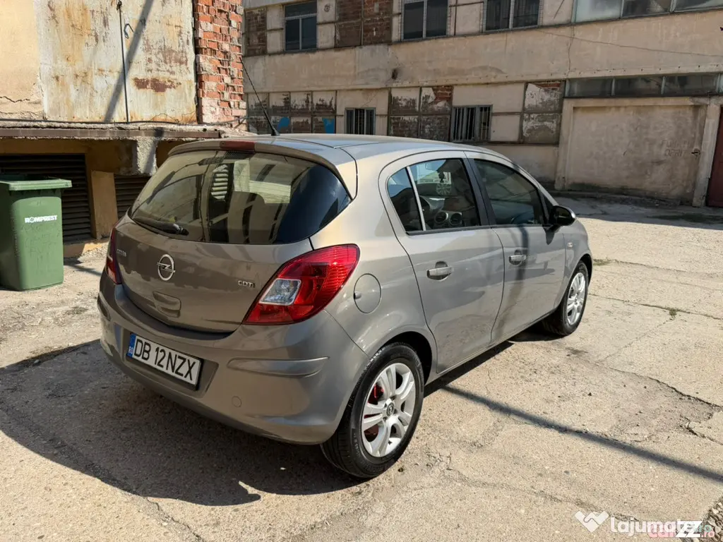 Opel Corsa D Facelift 2014 • 1.3 CDTI 75 CP • Euro 5 • 2 Chei - Bucuresti (Bucuresti-Ilfov)