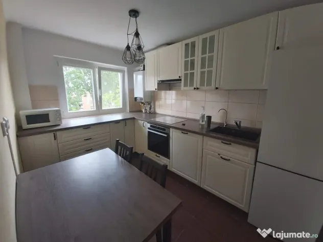 Apartament 3 camere Măgurele Central | Parcare inclusă, 2 băi, Centrală smart
